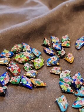 Cloisonné Floral Leaf Beads - Multicolor